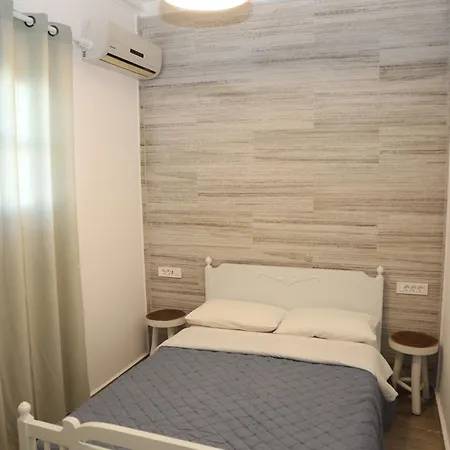 انايس Mykonos Town