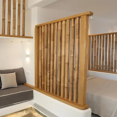 Aparthotel Anais *
